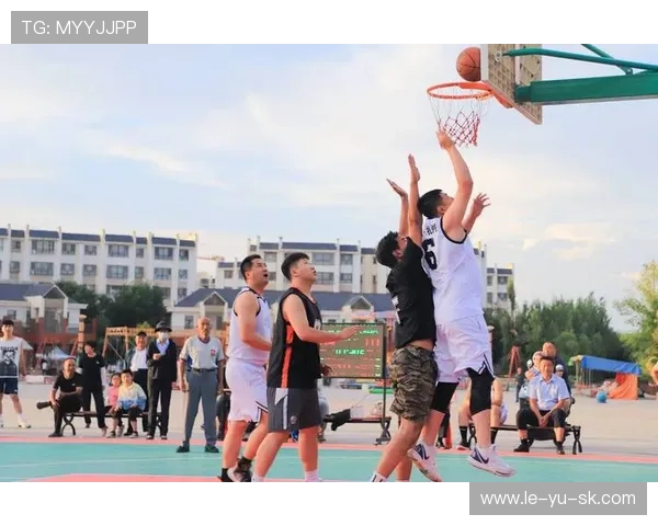 快节奏对抗升级,三人制篮球点燃街头赛场