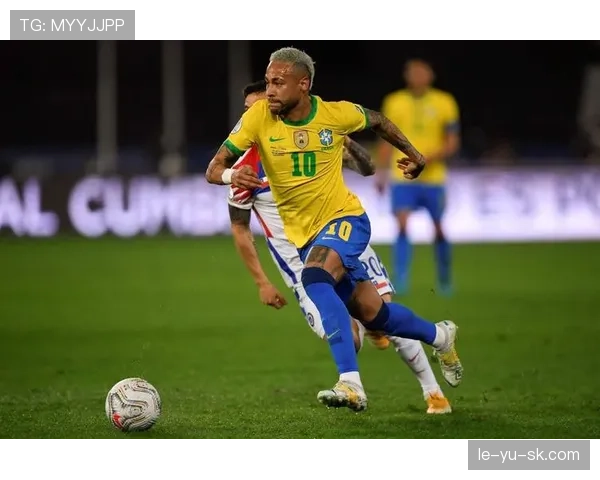 内马尔虹吸过人经典动作回顾：技术细节与实战应用分析