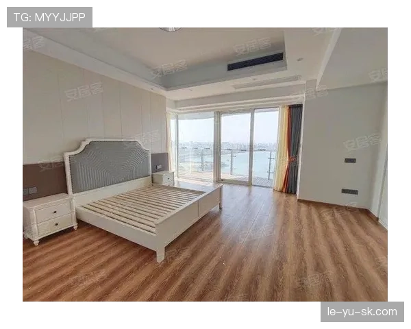 仲满今天又换了副豪宅钥匙，普通人连门都摸不到啊？